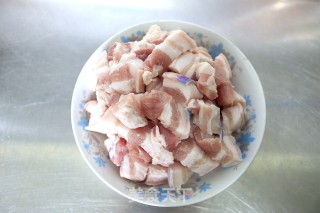 浓香入味的五花肉炖干笋尖的做法步骤：5