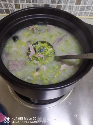 猪肝瘦肉滚夜来香的做法步骤：6