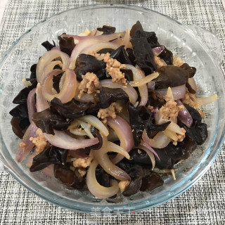 木耳肉末炒洋葱的做法步骤：8