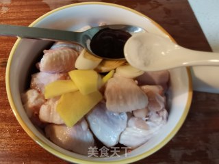 椒盐鸡翅的做法步骤：8