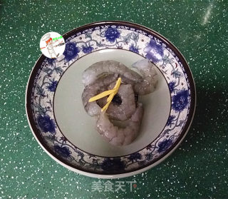 虾仁炖蛋的做法步骤：3