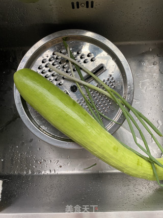 方瓜丝蛋皮饺的做法步骤：2