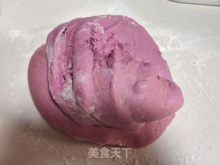 火龙果豆沙面包的做法步骤：3