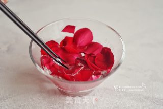浪漫玫瑰鸡尾酒有机醋饮的做法步骤：1