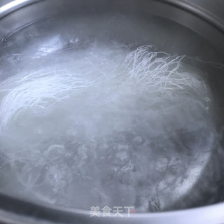 菠菜拌粉丝的做法步骤：3