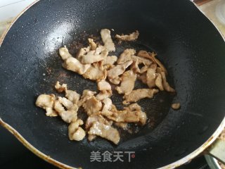 雷笋秋葵炒肉片的做法步骤：4