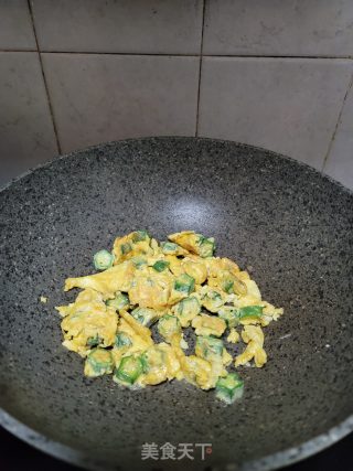 秋葵炒土鸡蛋的做法步骤：12