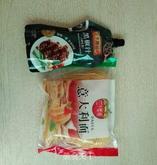 卤菜意大利面的做法步骤：1