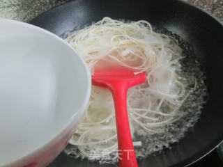 葱油拌面的做法步骤：11
