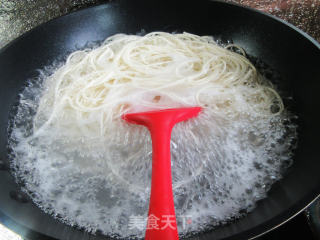 葱油拌面的做法步骤：12