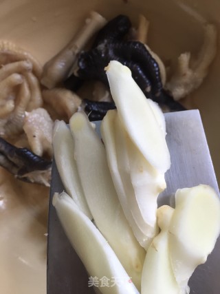 柠檬仔姜凤爪的做法步骤：5