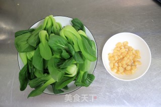 白灼干贝油菜的做法步骤：1