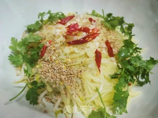 凉拌土豆芽菜的做法步骤：4