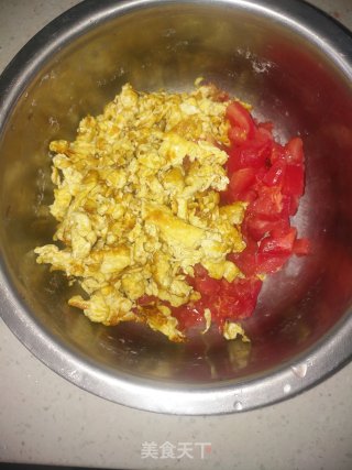 西红柿鸡蛋饺子的做法步骤：4