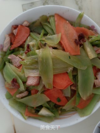 莴笋炒肉的做法步骤：6