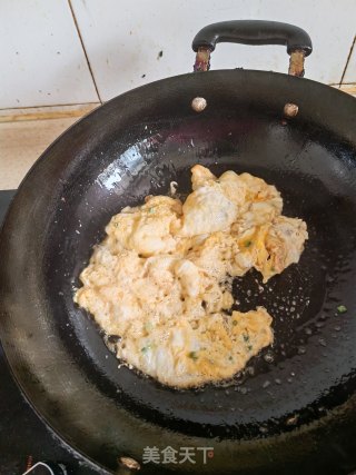番茄炒鸡蛋的做法步骤：3