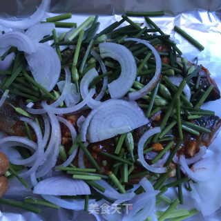 香辣烤鲈鱼的做法步骤：8