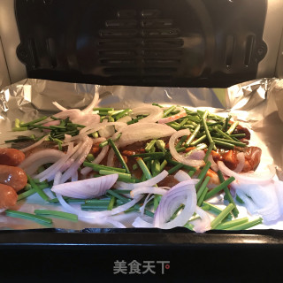 香辣烤鲈鱼的做法步骤：9