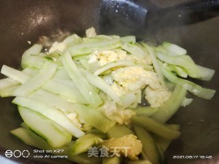 鸡蛋炒黄瓜的做法步骤：5