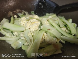 鸡蛋炒黄瓜的做法步骤：7