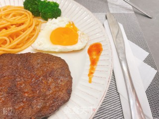黑胡椒牛排意面的做法步骤：6