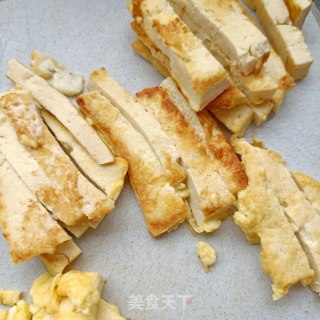 韭苔炒豆腐的做法步骤：11