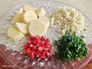 蒜蓉豆豉蒸排骨的做法步骤：1