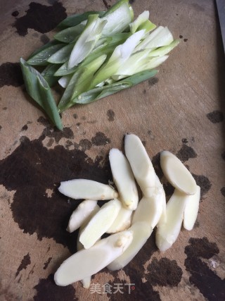 辣椒炒鸡杂的做法步骤：4