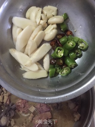 辣椒炒鸡杂的做法步骤：7
