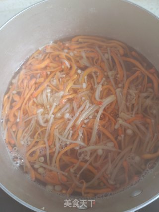 清爽龙利鱼拌菜的做法步骤：3