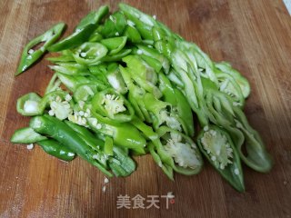 尖椒炒南瓜的做法步骤：4