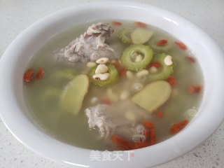 黄豆猪骨苦瓜汤的做法步骤：11