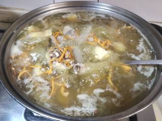 虫草炖鸡汤的做法步骤：3