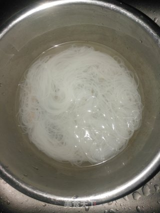 凉拌粉丝的做法步骤：7