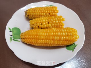 玉米粒炒鸡丁的做法步骤：1