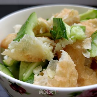 黄瓜拌油条的做法步骤：9