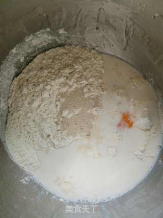 肉松芝麻香葱吐司~法帅蒸烤箱版的做法步骤：1