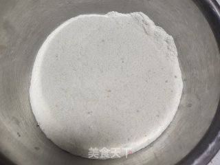 大米面葡萄干窝头的做法步骤：3