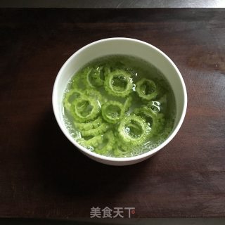 苦瓜煎蛋的做法步骤：3