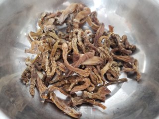 朝天椒炒笋子的做法步骤：4
