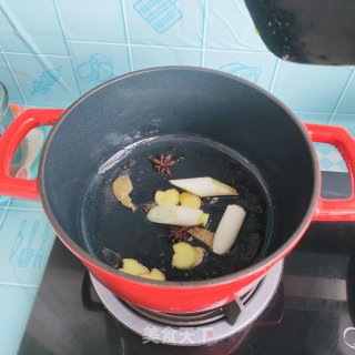 排骨烀土豆的做法步骤：6