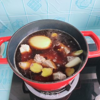 排骨烀土豆的做法步骤：9