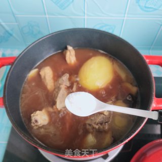排骨烀土豆的做法步骤：11