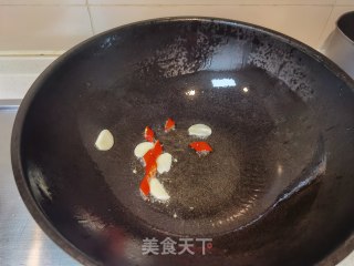 爆炒甘蓝的做法步骤：5