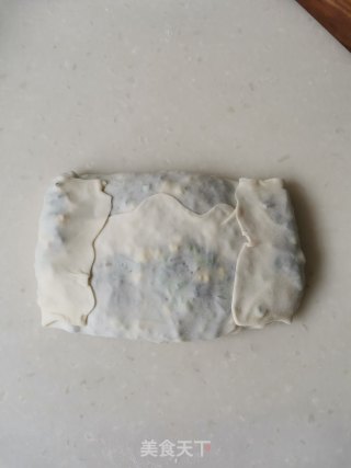 韭菜鸡蛋菜盒的做法步骤：12