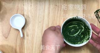 椰香面包卷，做法简单，入口绵软细腻，椰香味十足，口感超好。的做法步骤：4