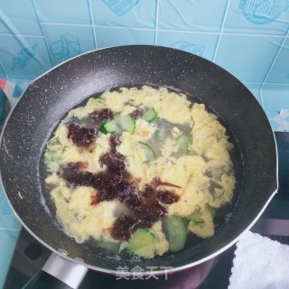 黄瓜紫菜蛋花汤的做法步骤：8