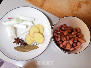 啤酒炖猪蹄的做法步骤：4
