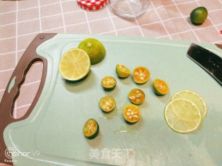 青柠雪碧冰饮的做法步骤：2