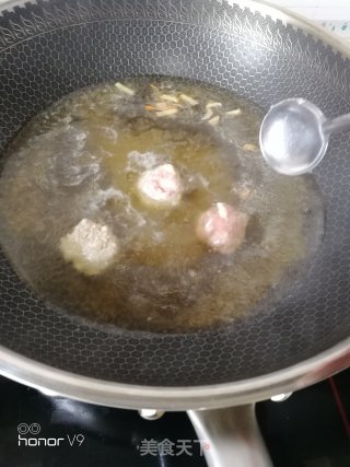 虫草花丝瓜肉丸汤的做法步骤：8
